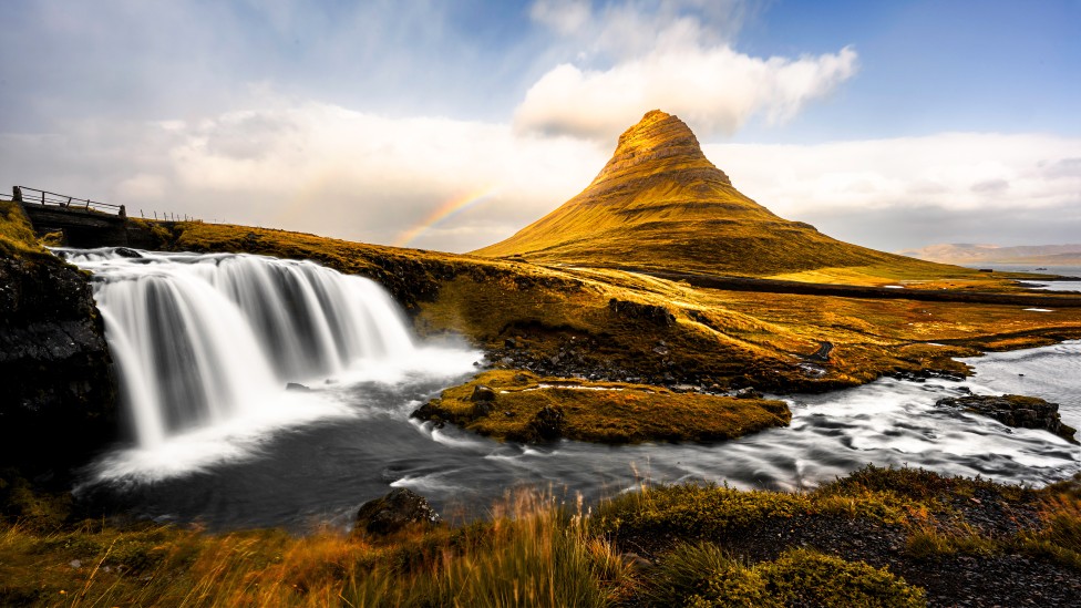 Kirkjufell by Dee Potter